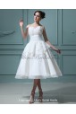 Organza Sweetheart Knee-length Ball Gown Wedding Dress