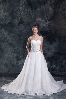 Organza Sweetheart Neckline Sweep Train Ball Gown Wedding Dress